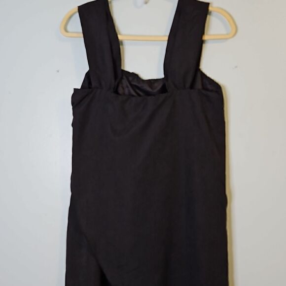 Black jumpsuit with a flowy overlay. Size M. - Picture 6 of 7